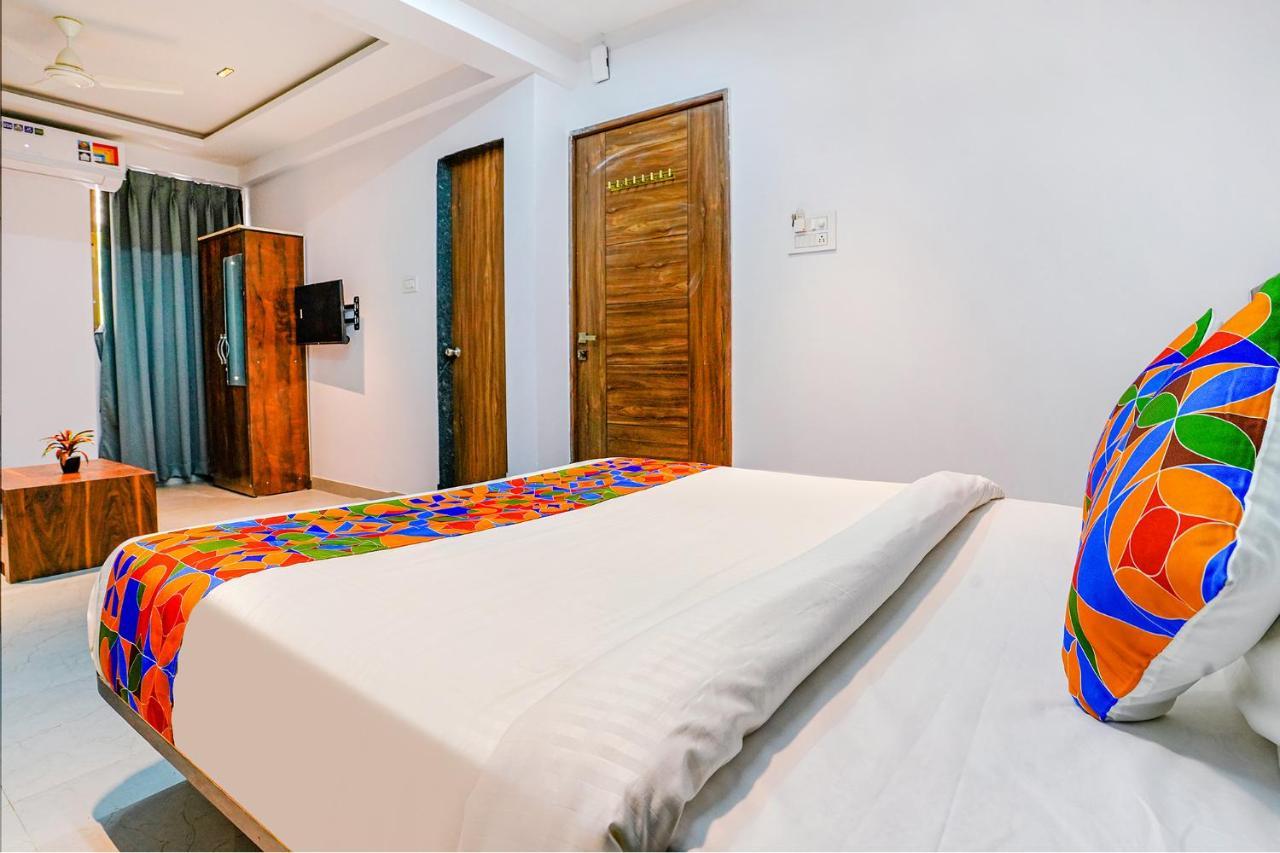 Fabhotel Crystal Inn - Nr Suvarndeep Chowk Pimpri-Chinchwad Esterno foto