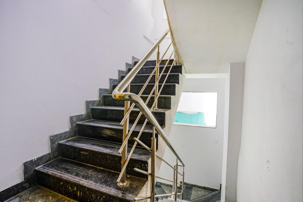 Fabhotel Crystal Inn - Nr Suvarndeep Chowk Pimpri-Chinchwad Esterno foto
