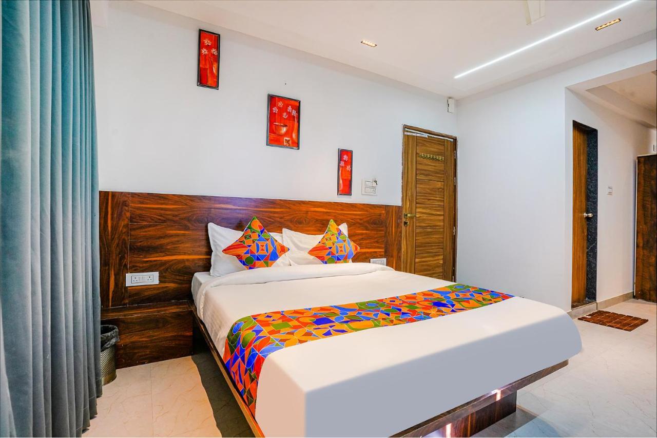 Fabhotel Crystal Inn - Nr Suvarndeep Chowk Pimpri-Chinchwad Esterno foto